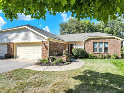 60 Dominion Dr, Zionsville, IN, 46077