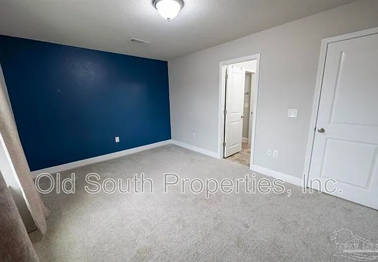 1060 Bretts Way — Photo 18