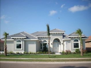 165 E Oleander St, SOUTH PADRE ISLAND, TX 78597