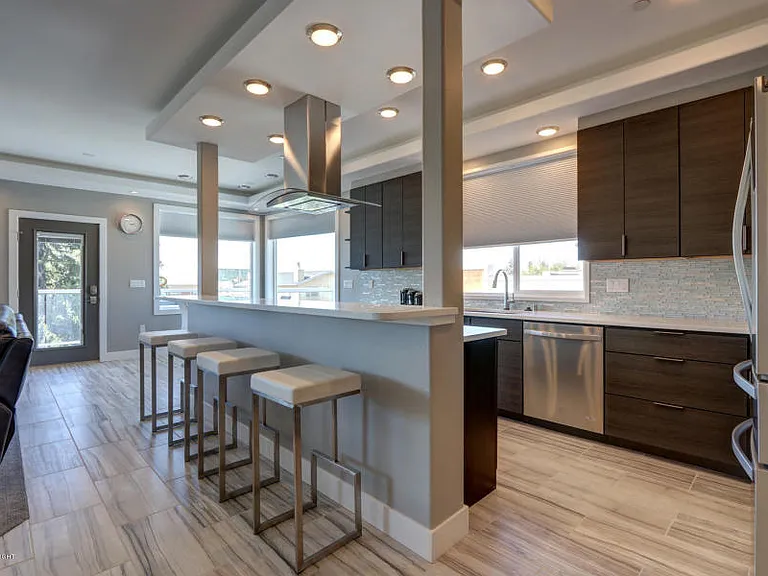 627 N St #4 — Photo 6
