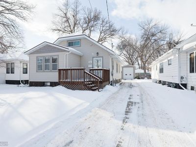 717 15th St S, Fargo, ND, 58103