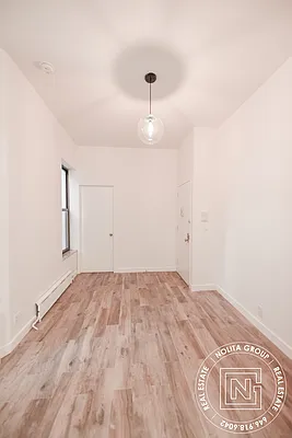 Rented by Nolita Group | media 21