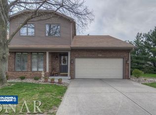 123 Manor Cir #11, Bloomington, IL 61704