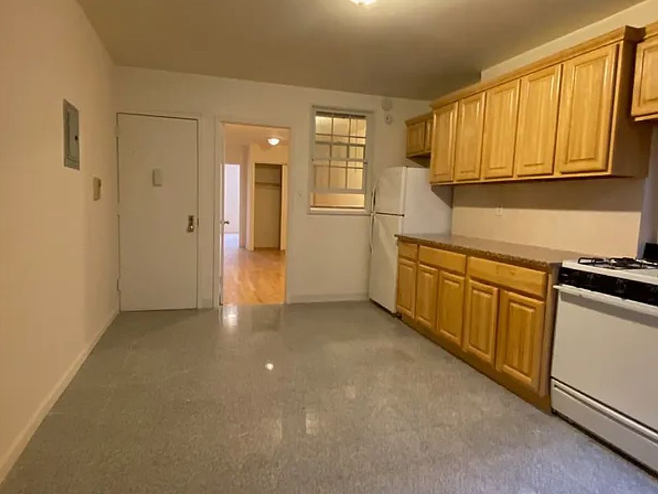 1st image of 1605 2nd Ave APT 3S