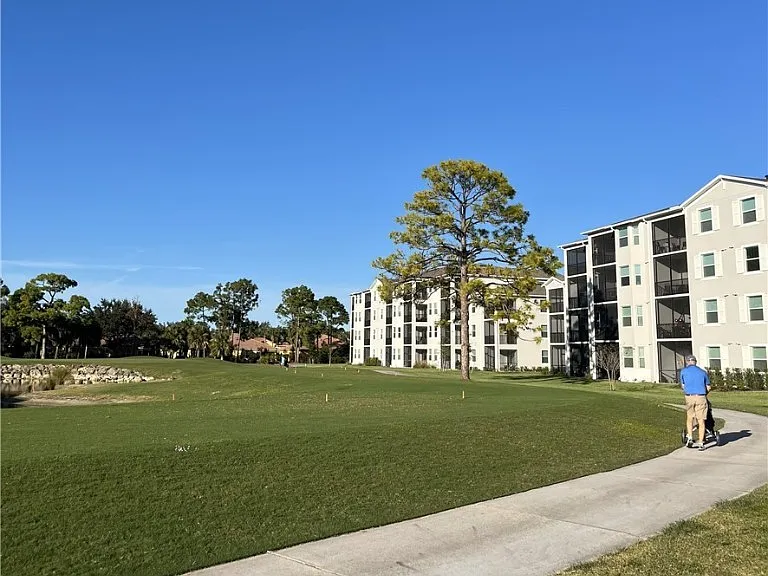 18451 Copperhead Ct N #535 — Photo 25
