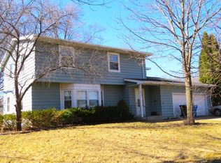 2010 Harley Dr, Fitchburg, WI 53711