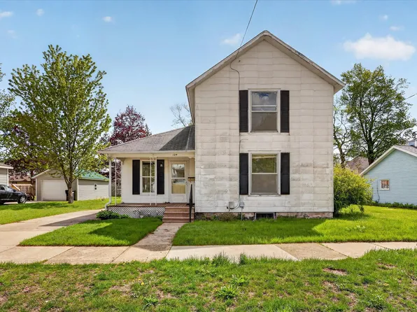 124 Washington St NW, Sparta, MI 49345