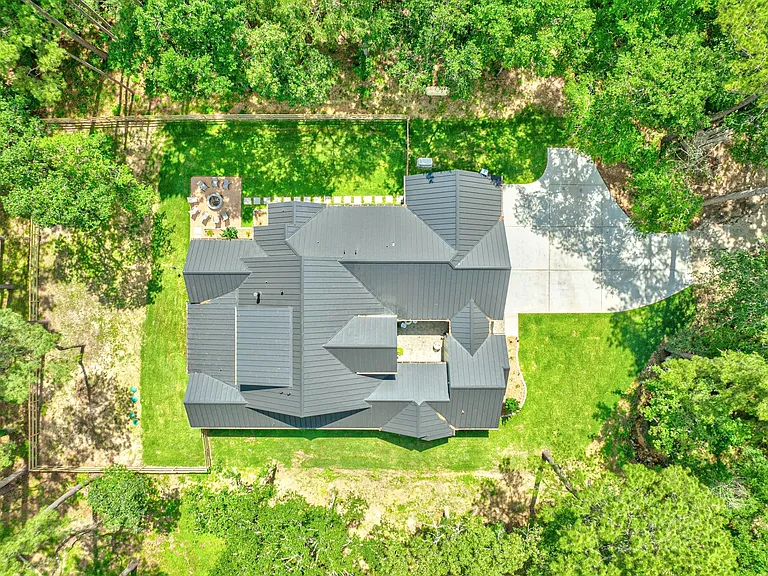 21701 Dan Dr — Photo 46