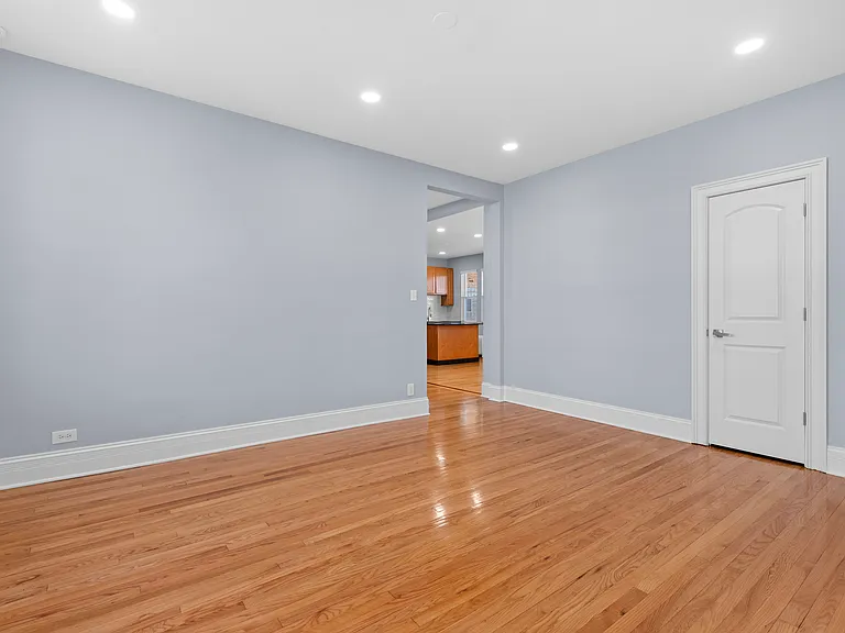 4139 W Leland Ave #2W — Photo 9