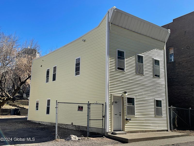4th image of 94-96 King Street