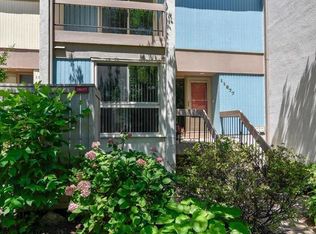 11677 Newbridge Ct, Reston, VA 20191