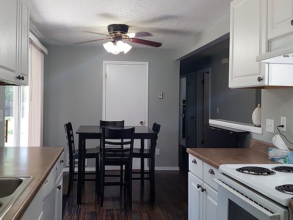 4th image of 7705 NE 123rd Ave