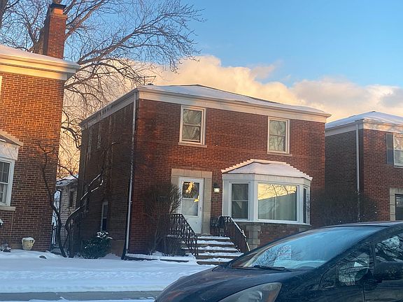 3rd image of 11145 S Maplewood Ave