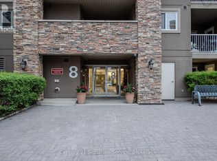 8 Dayspring Cir #1109, Brampton, ON L6P 2Z7