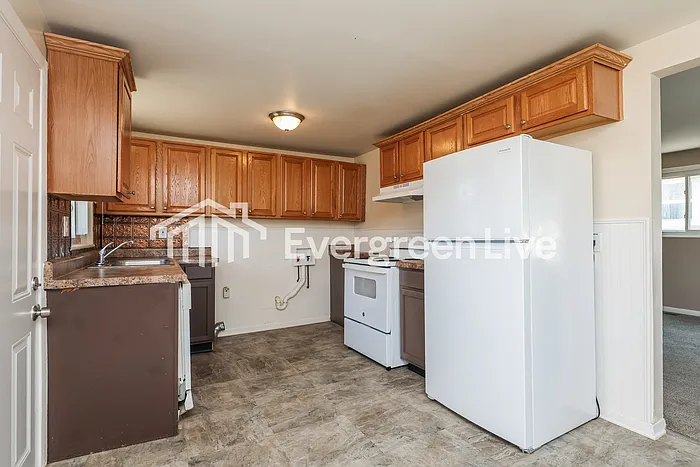 4014 Woodcliffe Ave — Photo 6