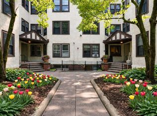 11 Story St APT 33, Cambridge, MA 02138
