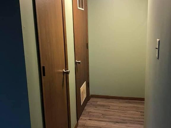 3rd image of 515 N Plum St APT 2