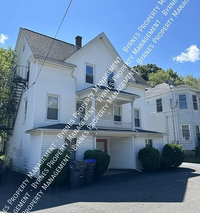 556 Church St #560