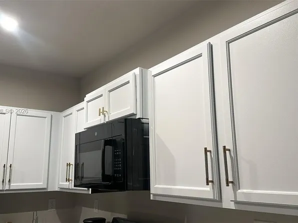 1070 NW 6th Ter, Florida City, FL 33034