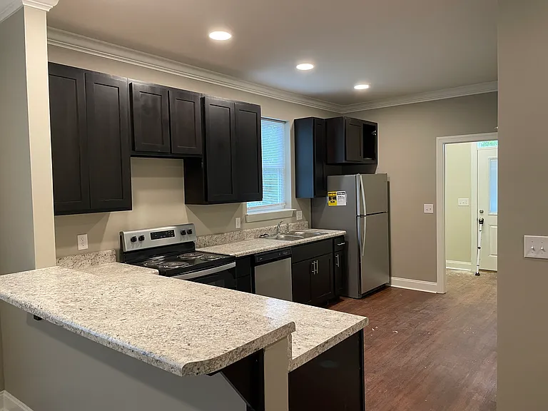 5404 Clemons Rd — Photo 8