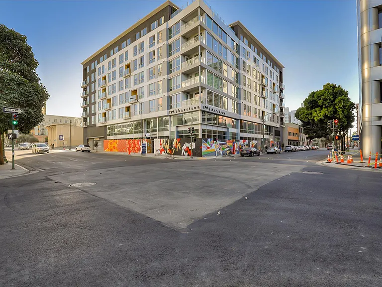 19th & Harrison — Photo 40