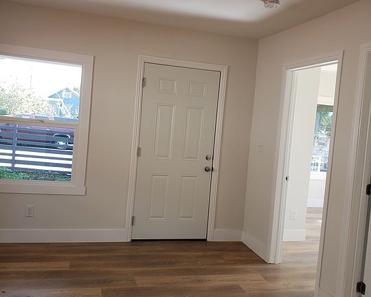 5th image of 813 S Alma Ave