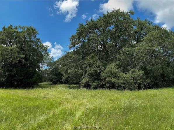 2415 Old Hickory Grove Rd, Franklin, TX 77856