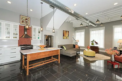 2354 Riverside Dr #1 Photo 1