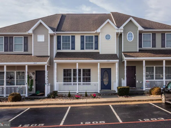 1205 Settlers Ln, Harrisonburg, VA 22802