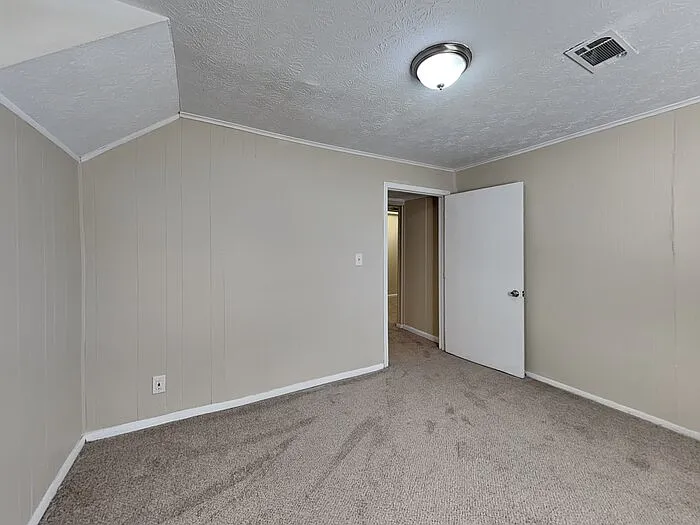 8238 Redwood Dr — Photo 16