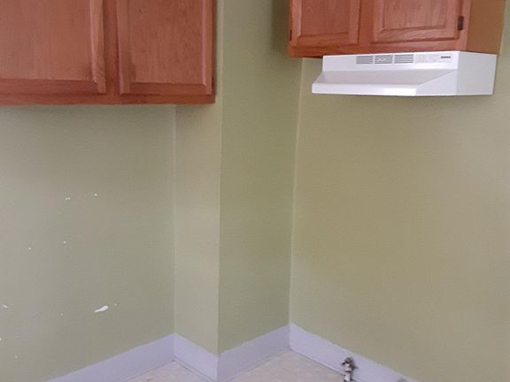 2nd image of 2131 N Dequincy St #2131