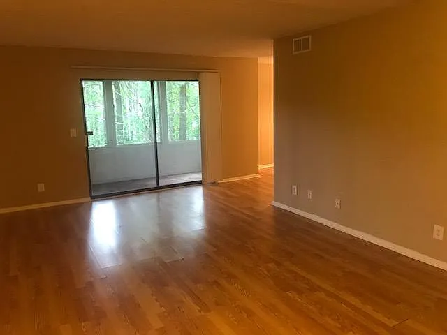 313 Seasons Pkwy — Photo 21