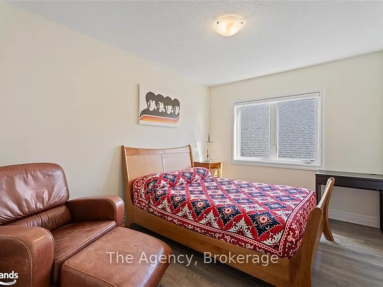 27 Stother Cres — Photo 32