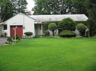 18 Andover Ter, Glen Rock, NJ 07452