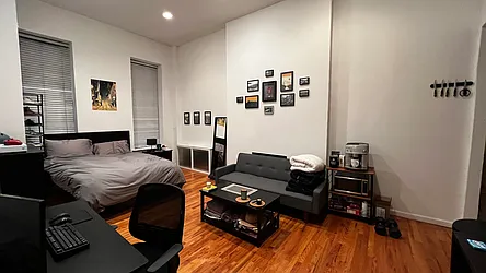 Rented by HOLTON REAL ESTATE INC.