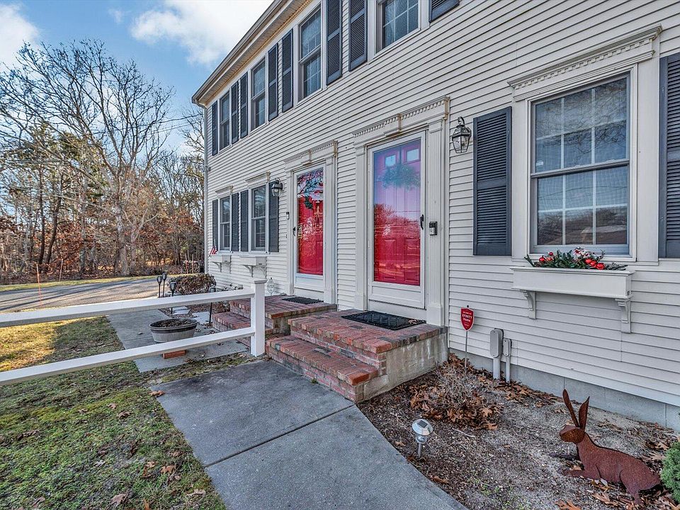 33 Higgins Crowell Road, West Yarmouth, MA 02673 Zillow