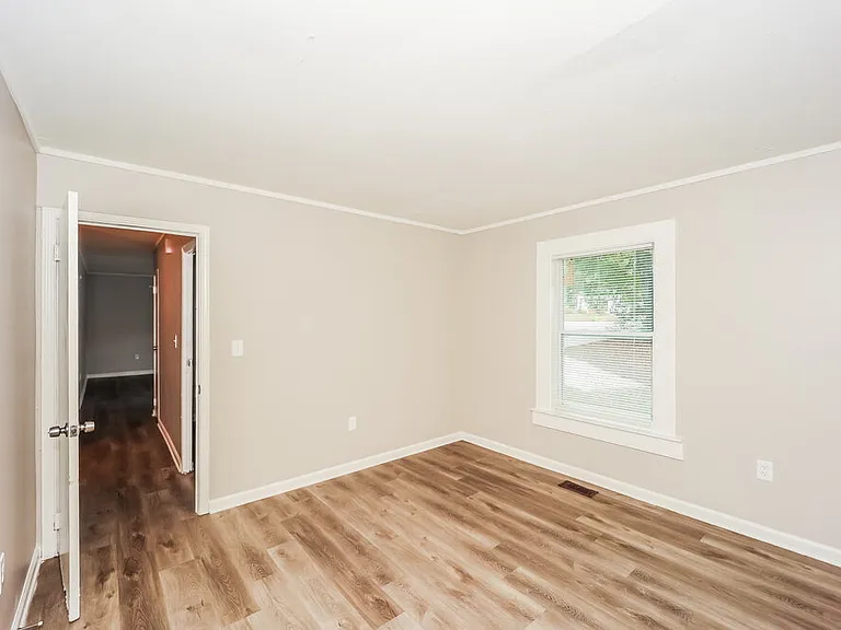 6608 Dorian Dr — Photo 13