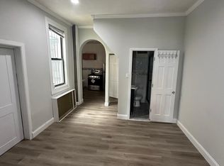 917 Wyckoff Ave #1, Ridgewood, NY 11385