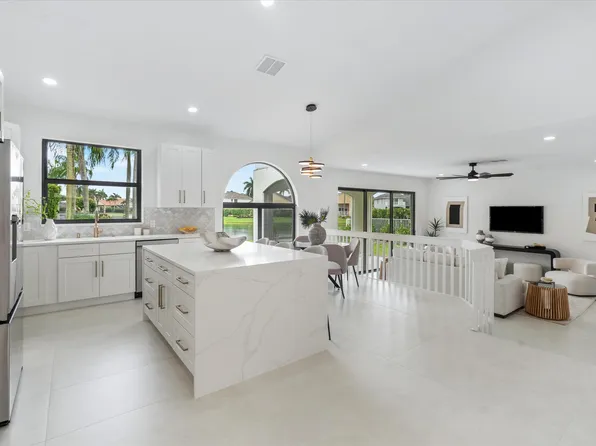 19887 Dinner Key Drive, Boca Raton, FL 33498