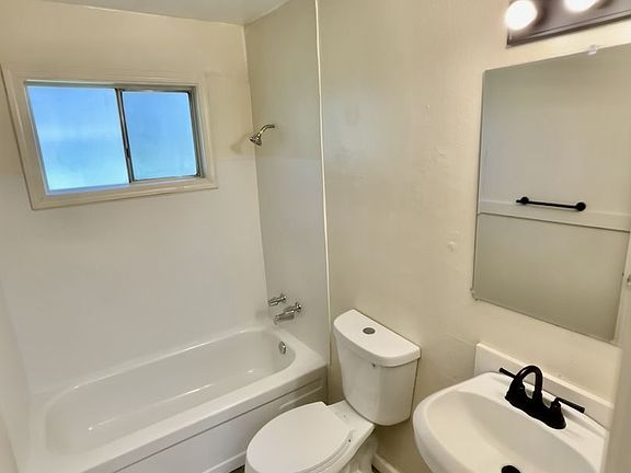 3rd image of 3352 Coreen Ct #10