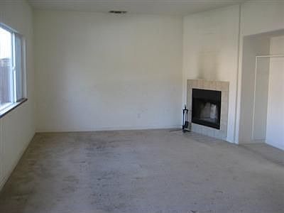 4th image of 3999 Bastille Ct
