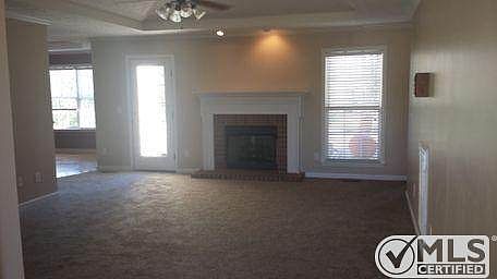 3rd image of 119 Canterbury Close