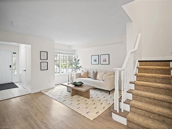 2nd image of 320 Hamilton Dr #10