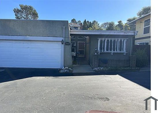 1st image of 909 Parkside Dr