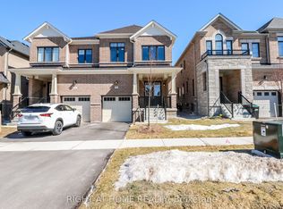 17 Periwinkle Rd, Springwater, ON L9X2C8