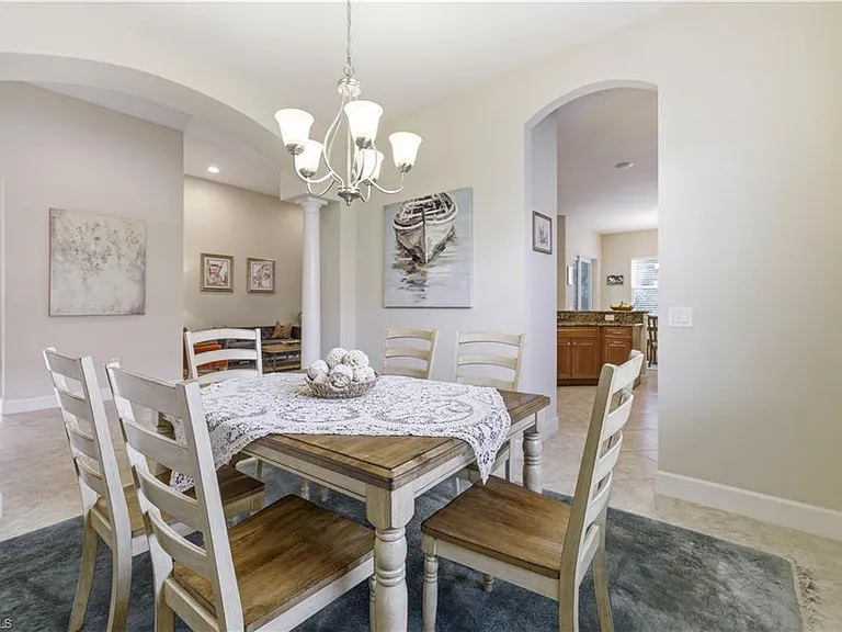 7932 Princeton Dr — Photo 10