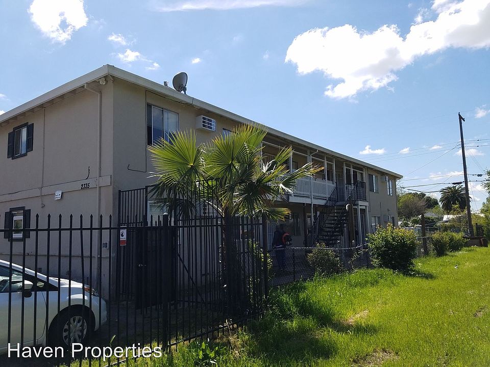 1st image of 2335 Boxwood St APT 6