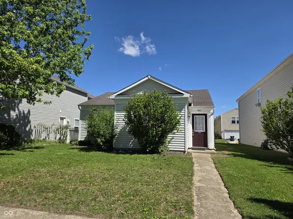 942 Brookstone Dr, Franklin, IN 46131