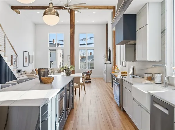 1001 Shirley St #5, Winthrop, MA 02152