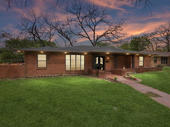 2nd image of 2133 Ebbtide Ln